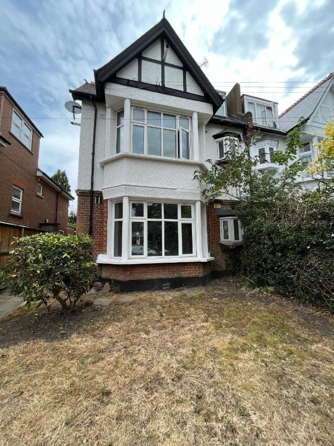 Spacious And Light Flat In Clapham Londra Esterno foto