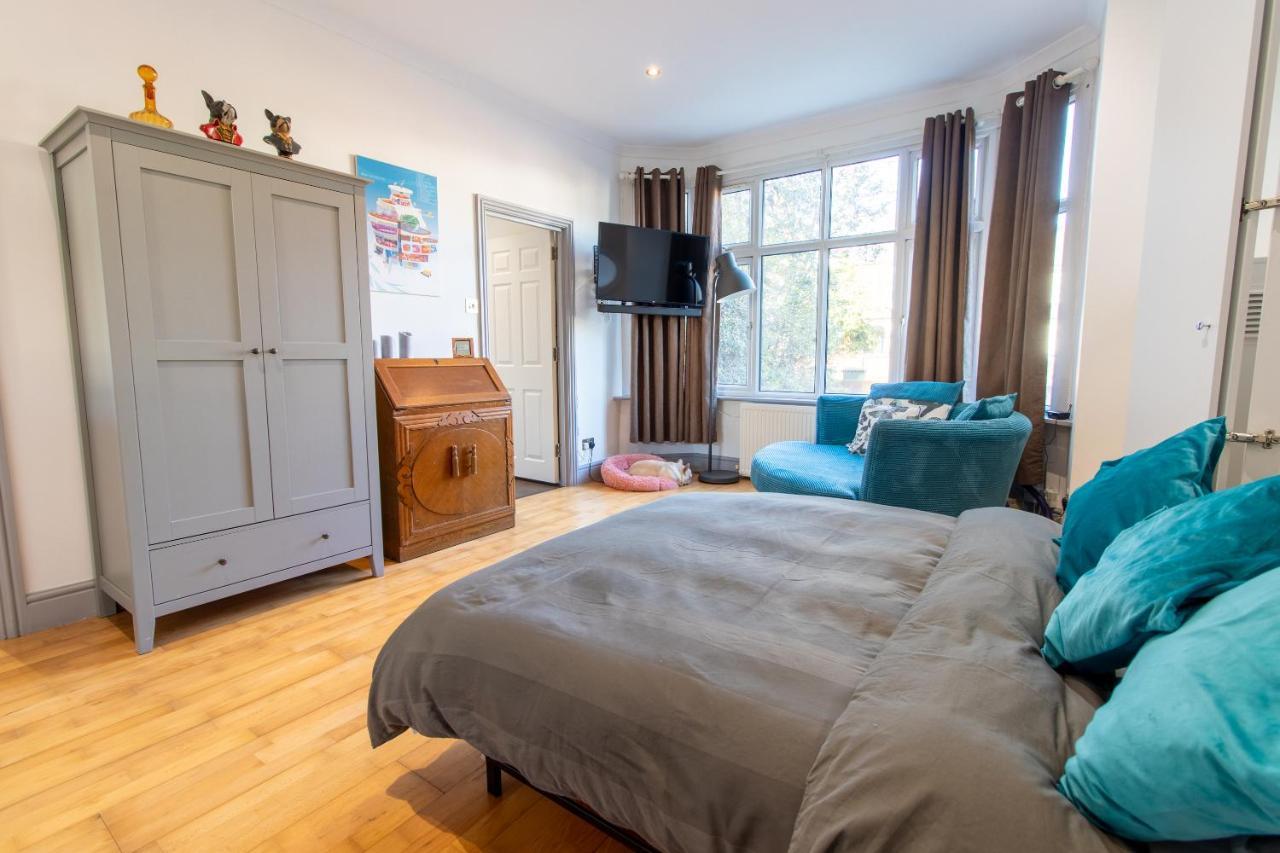 Spacious And Light Flat In Clapham Londra Esterno foto